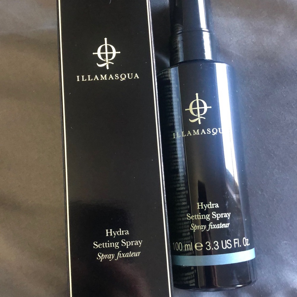Illamasqua hydra setting spray